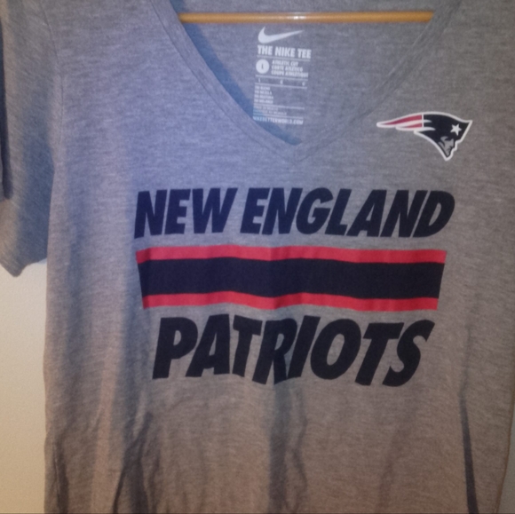 New England Patriots great for the female fan in the house - Picture 2 of 3